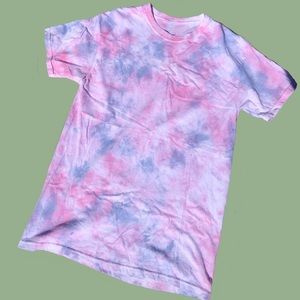 Medium tie dye shirt